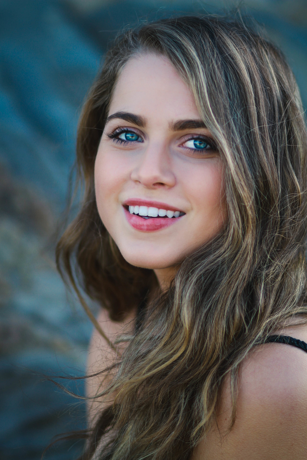 安妮温特斯(anne winters)