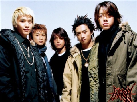 惊喜开直播让我们都睡不著啦!energy15周年ktv大合体彻底逼哭铁粉